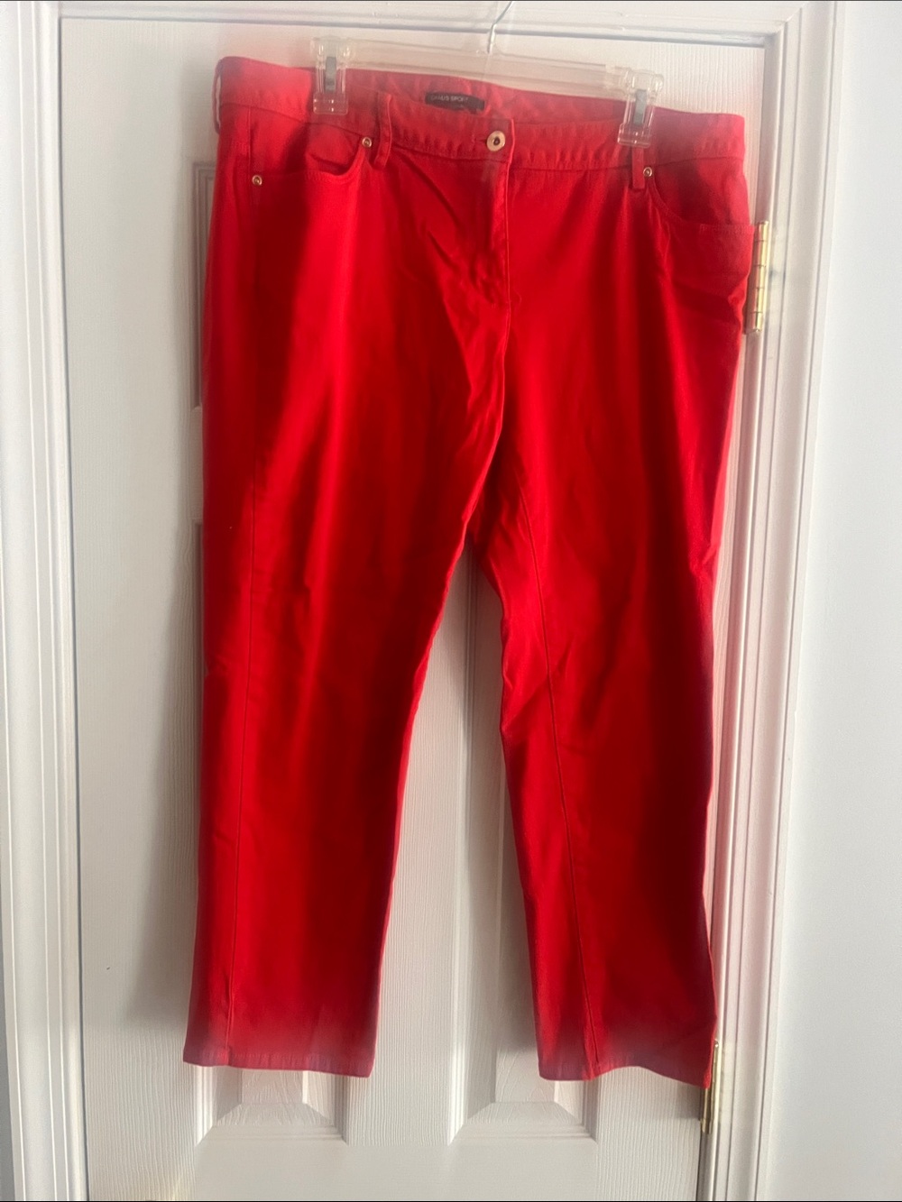 Chaus stretch capris